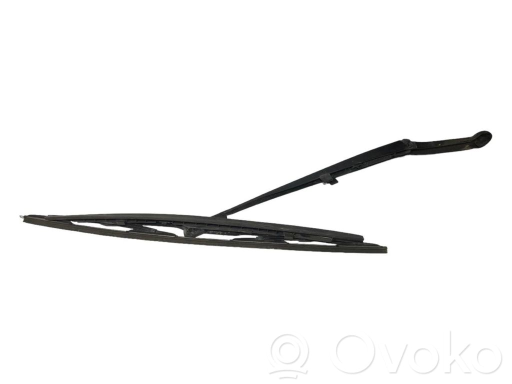 Windshield wiper arm