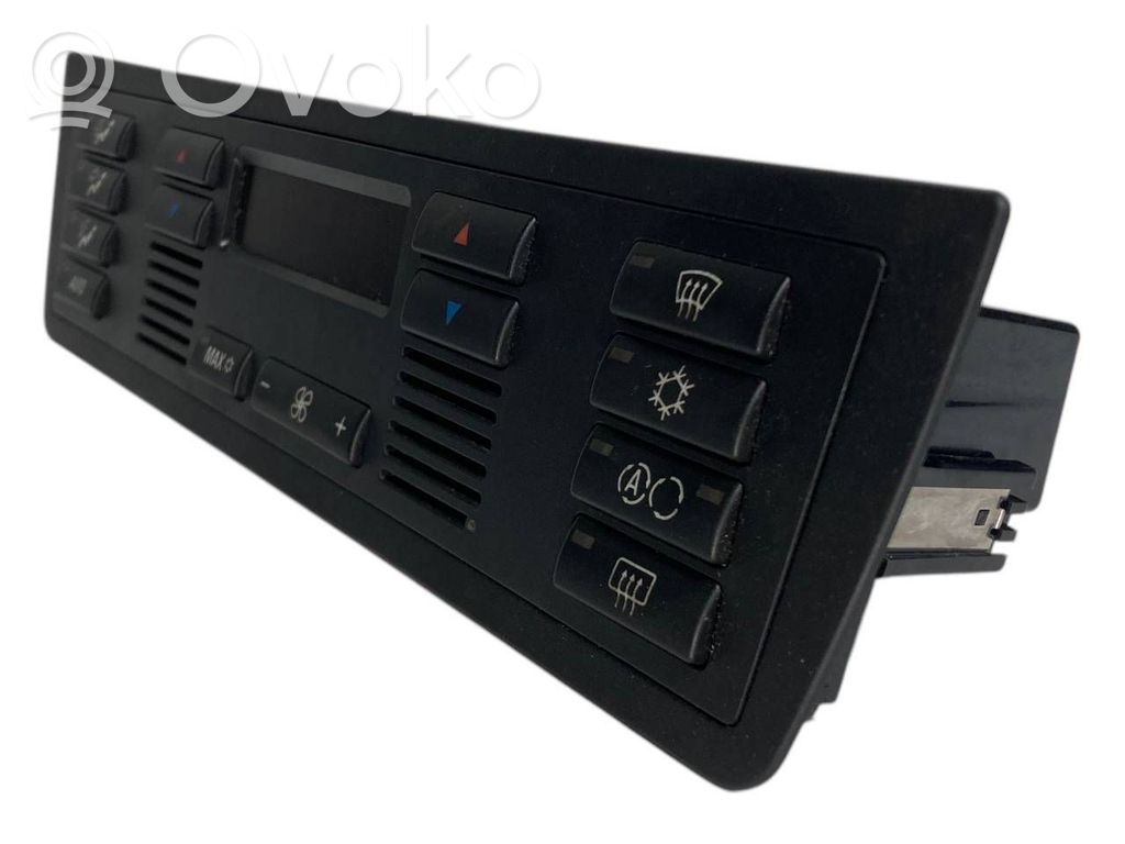 Gaisa kondicioniera / klimata kontroles / salona apsildes vadības bloks (salonā)