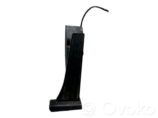 Педаль акселератора