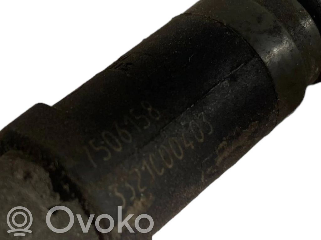 Fuel main pipe