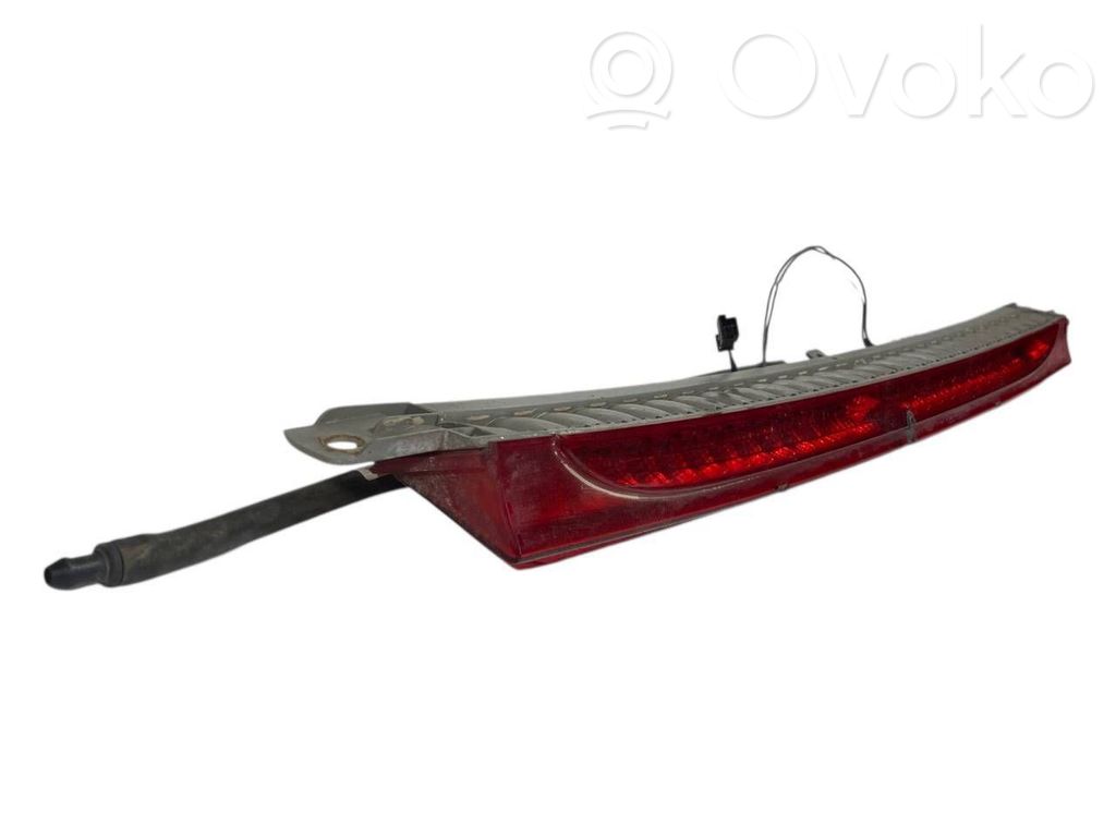 Additional brake light