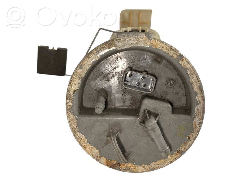 Fuel pump (in the fuel tank)