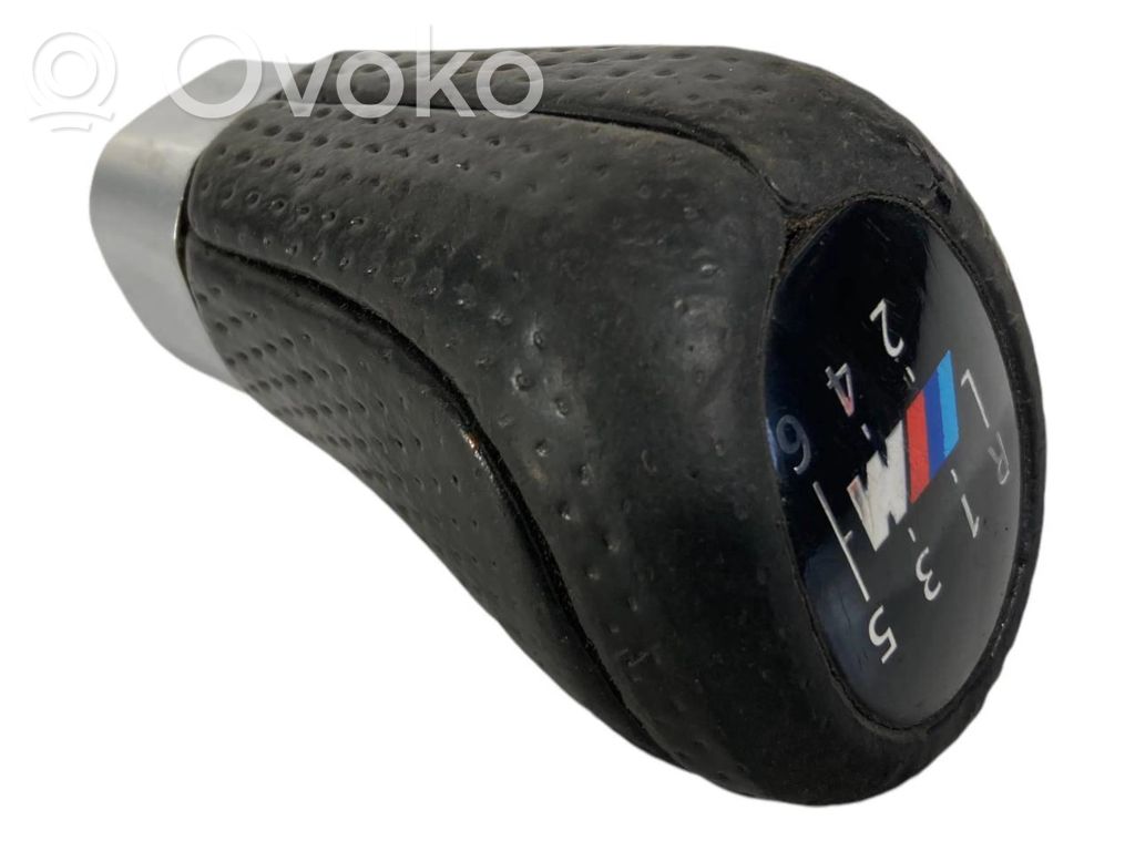 Декоративная отделка рычага переключения передач (кожа, наконечник)