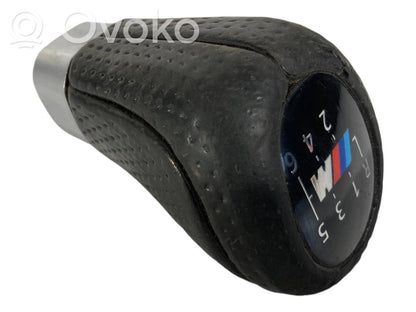 Декоративная отделка рычага переключения передач (кожа, наконечник)