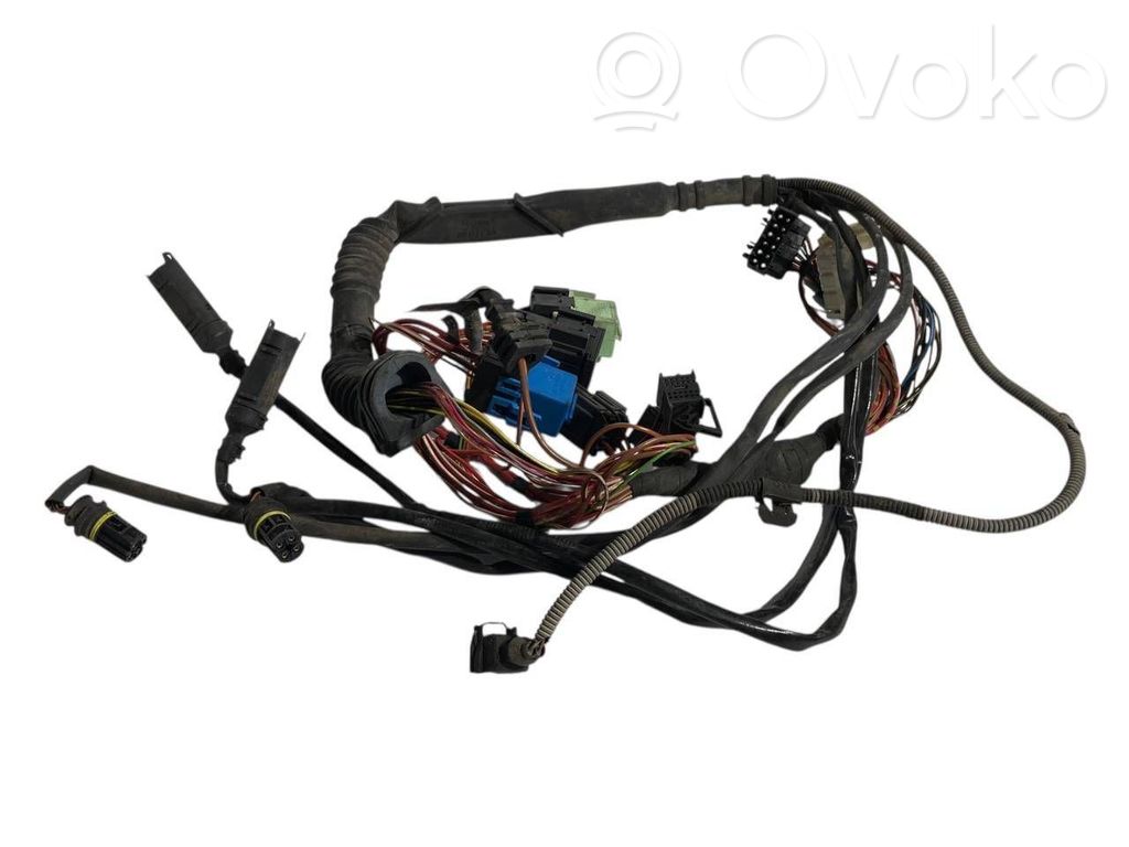 Dzinēja vadu instalācija