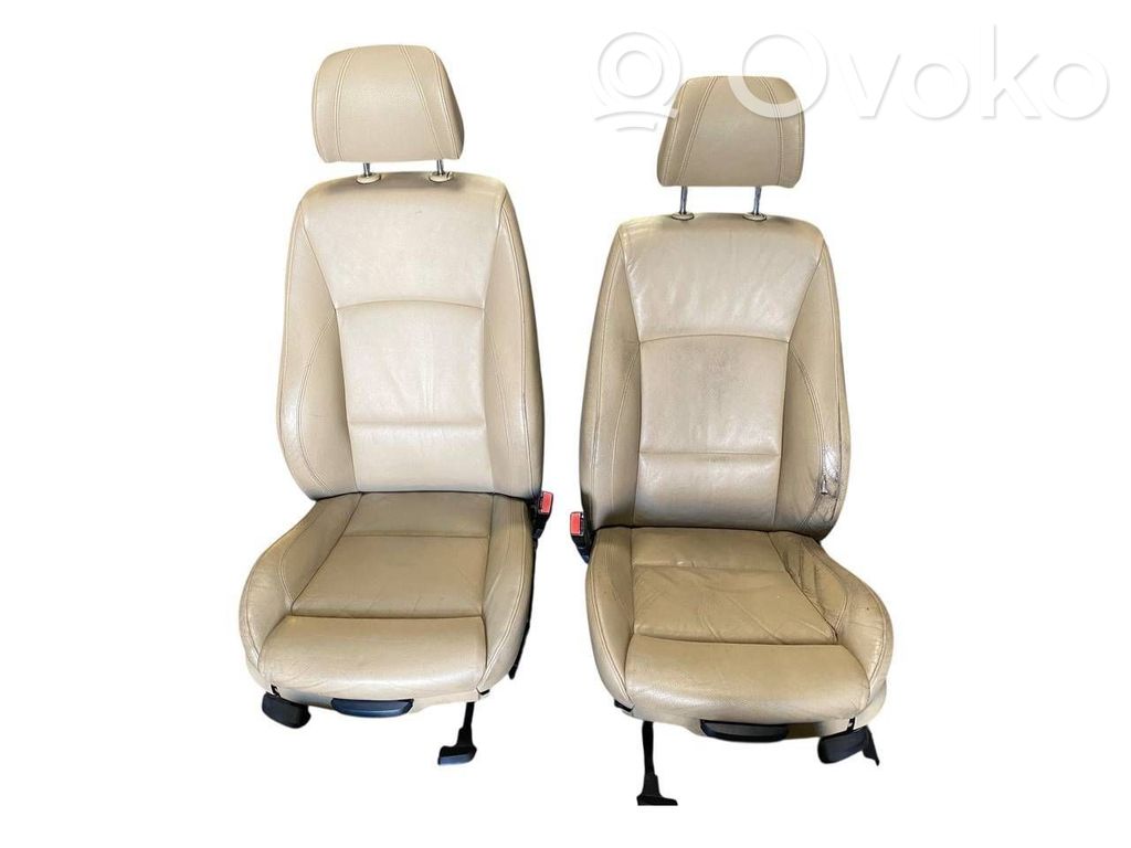 Salona daļu komplekts