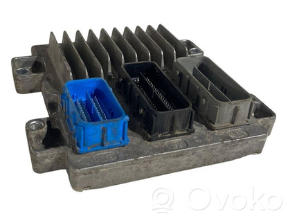 Dzinēja vadības bloks