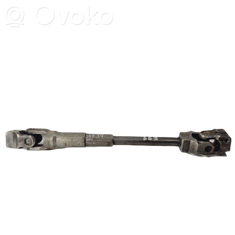 Stūresrata ass krustsavienojums