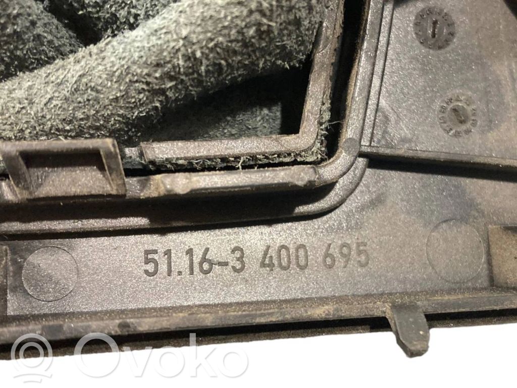 Ātrumu pārslēgšanas sviras dekoratīvā apdare (plastmasas)