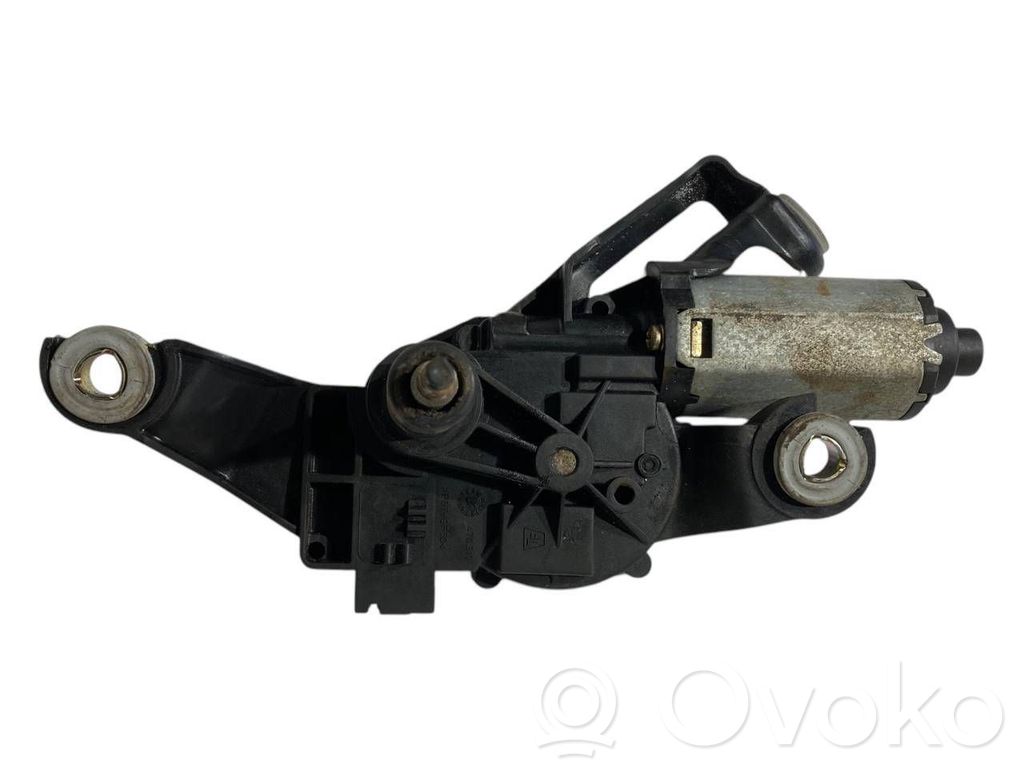 Мотор стеклоочистителя заднего стекла