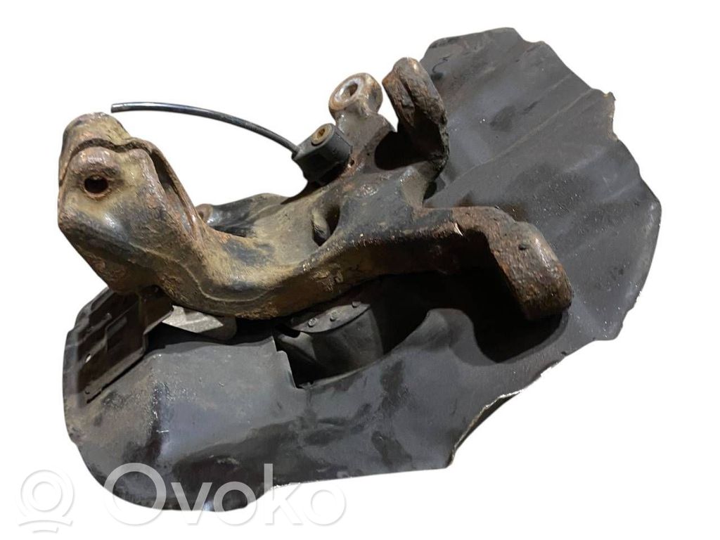 Priekšējā riteņa rumbas vārpstas šarnīrs (stupica, capfa)