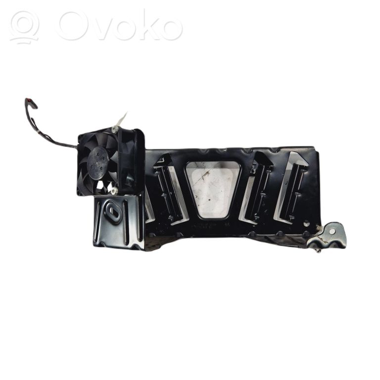 Radio/navigation decorative trim