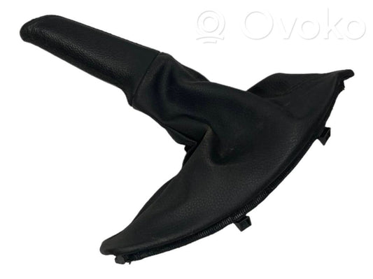 Rokas bremzes dekoratīvā apdare