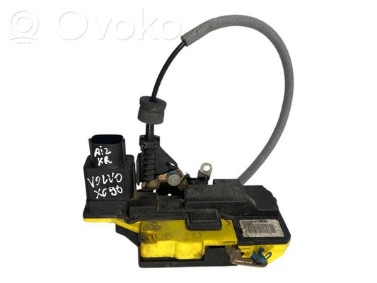 Aizmugurē slēdzene