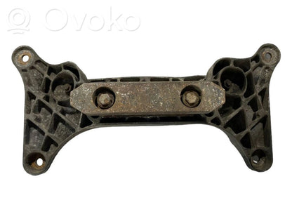 Pārnesumkārbas stiprinājuma kronšteins