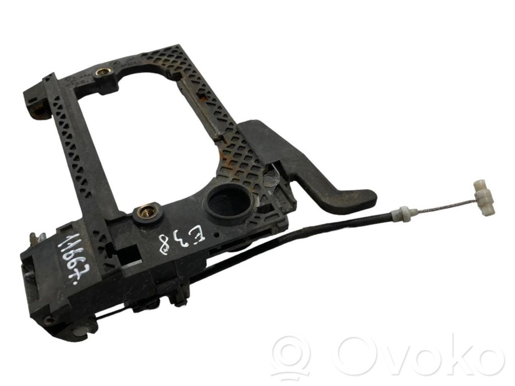 Holder/bracket for external opening handle at the front