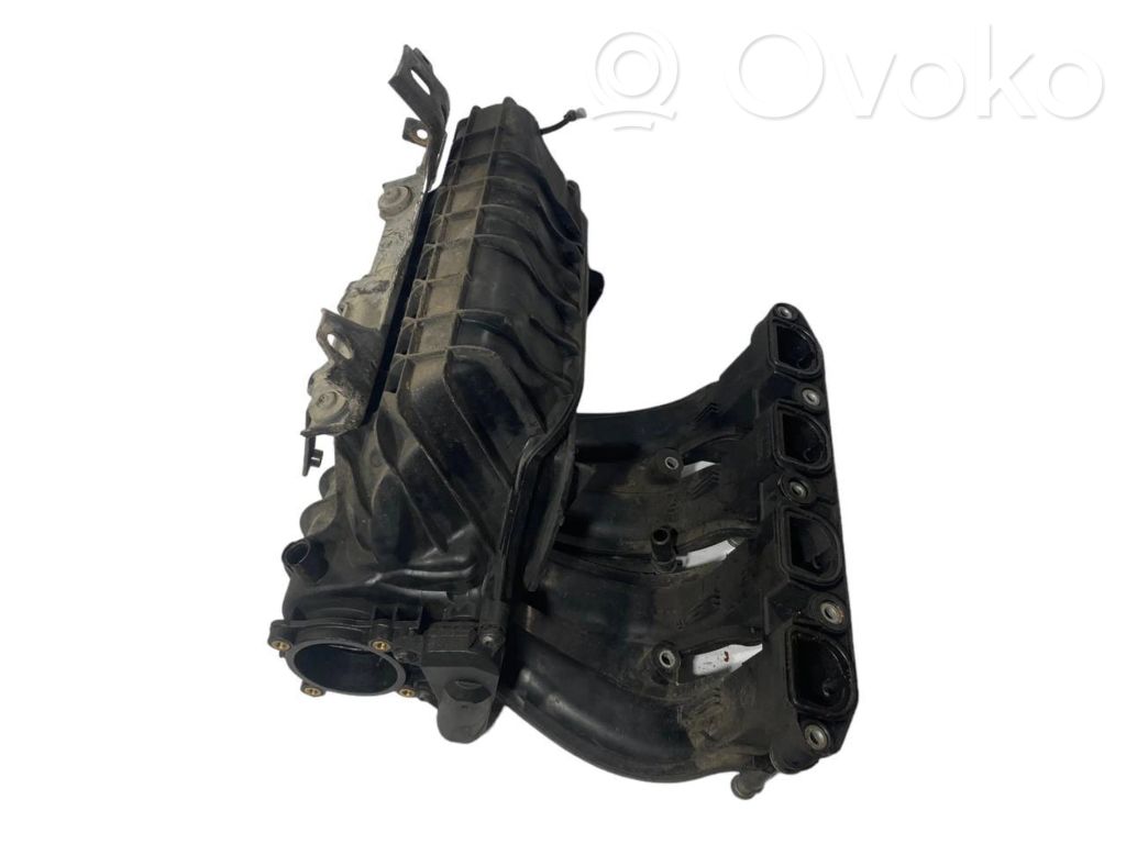 Впускной коллектор