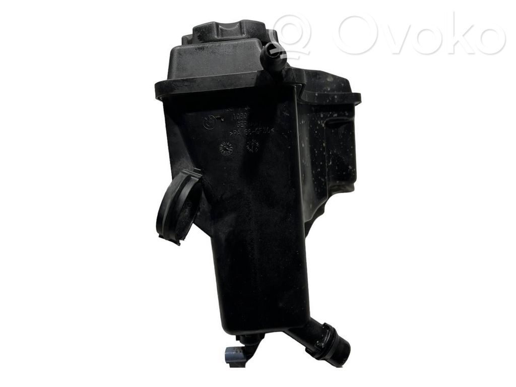 Dzesēšanas šķidruma izplešanās tvertne