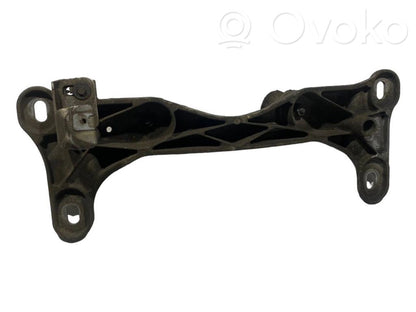 Pārnesumkārbas stiprinājuma kronšteins