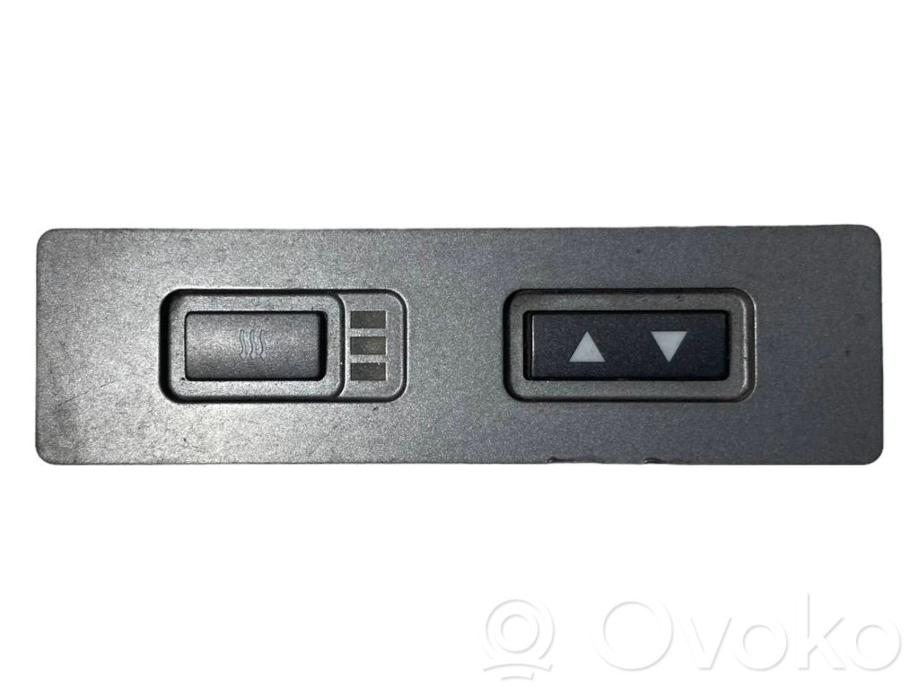 Seat adjustment knob