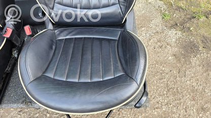 Salona daļu komplekts