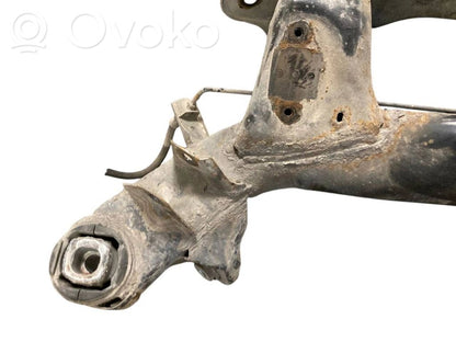 Pusrāmis aizmugurējais / priekšējais