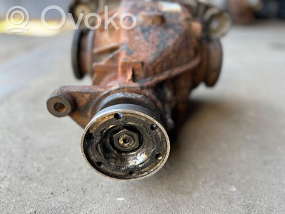 Aizmugurējais reduktors