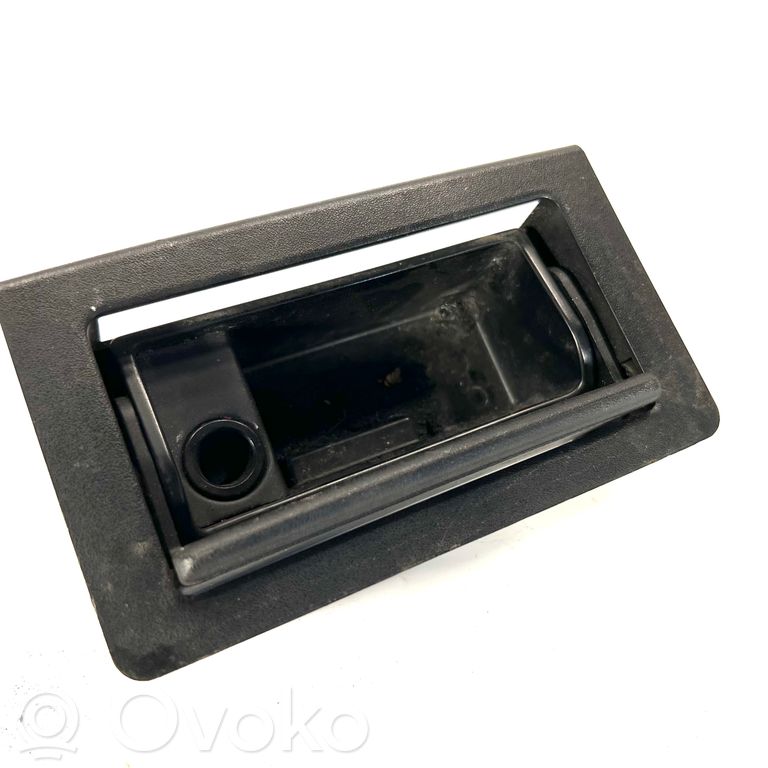 Ashtray (front)