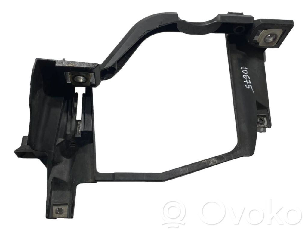 Priekšējā luktura turētājs