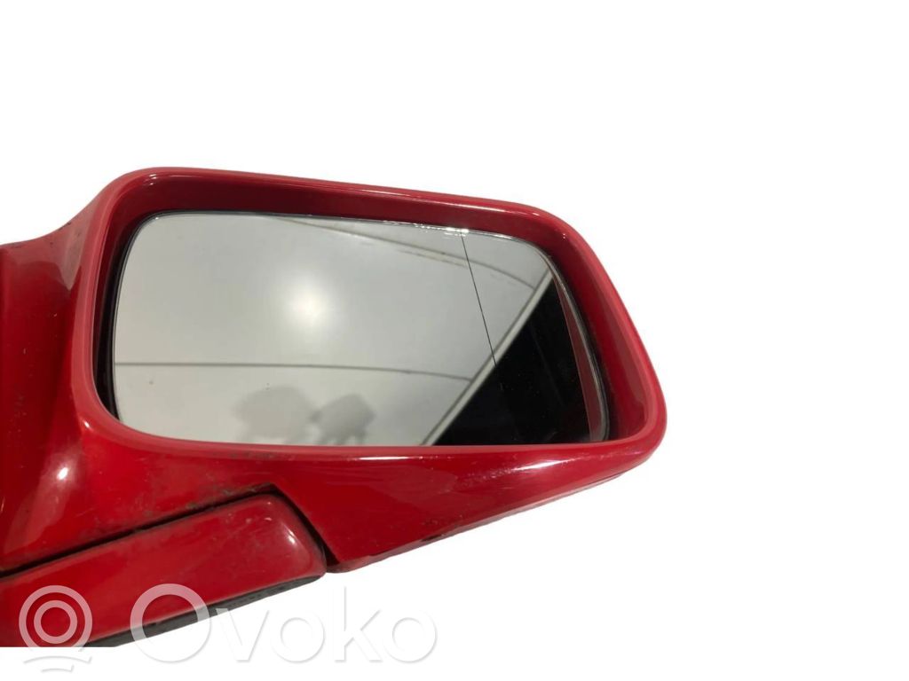 Mirror (electrically controlled)