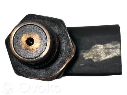 Манометр давления топлива