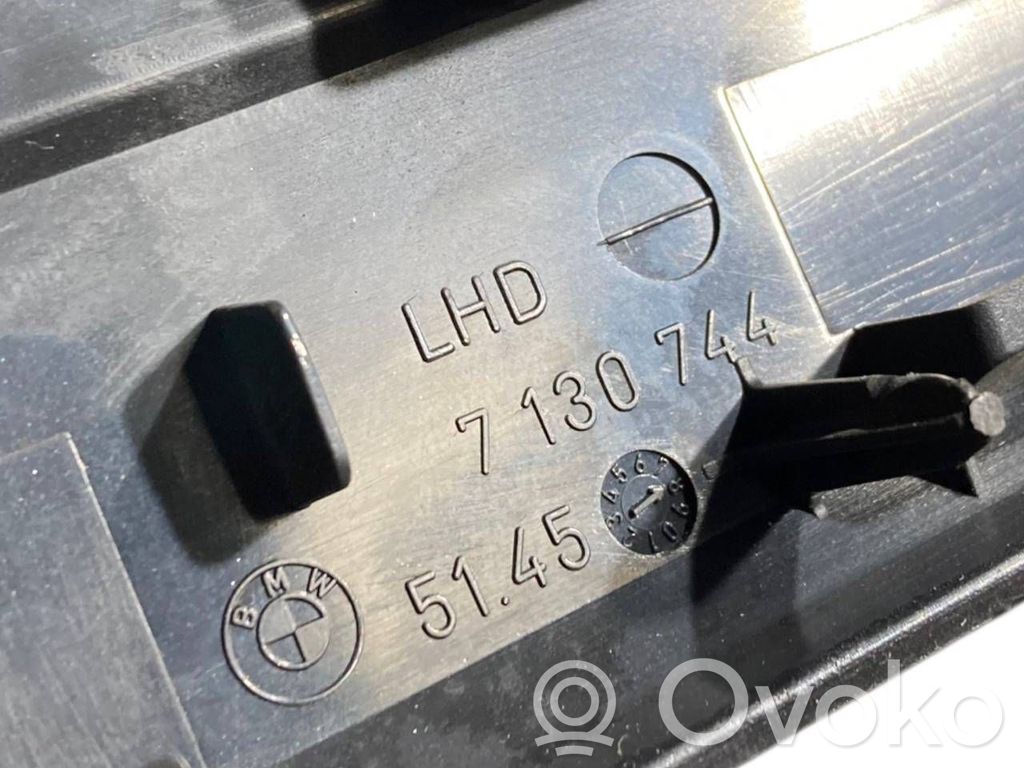 Centrālais gaisa ventilācijas režģis