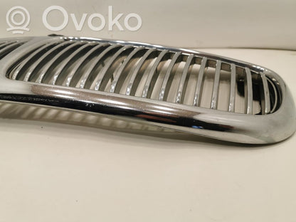 Priekšējais režģis