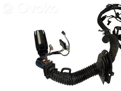 Dzinēja vadu instalācija