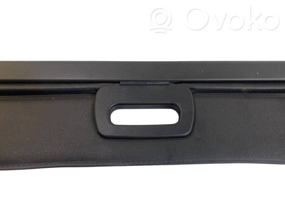 Bagāžnieks logu aizkars