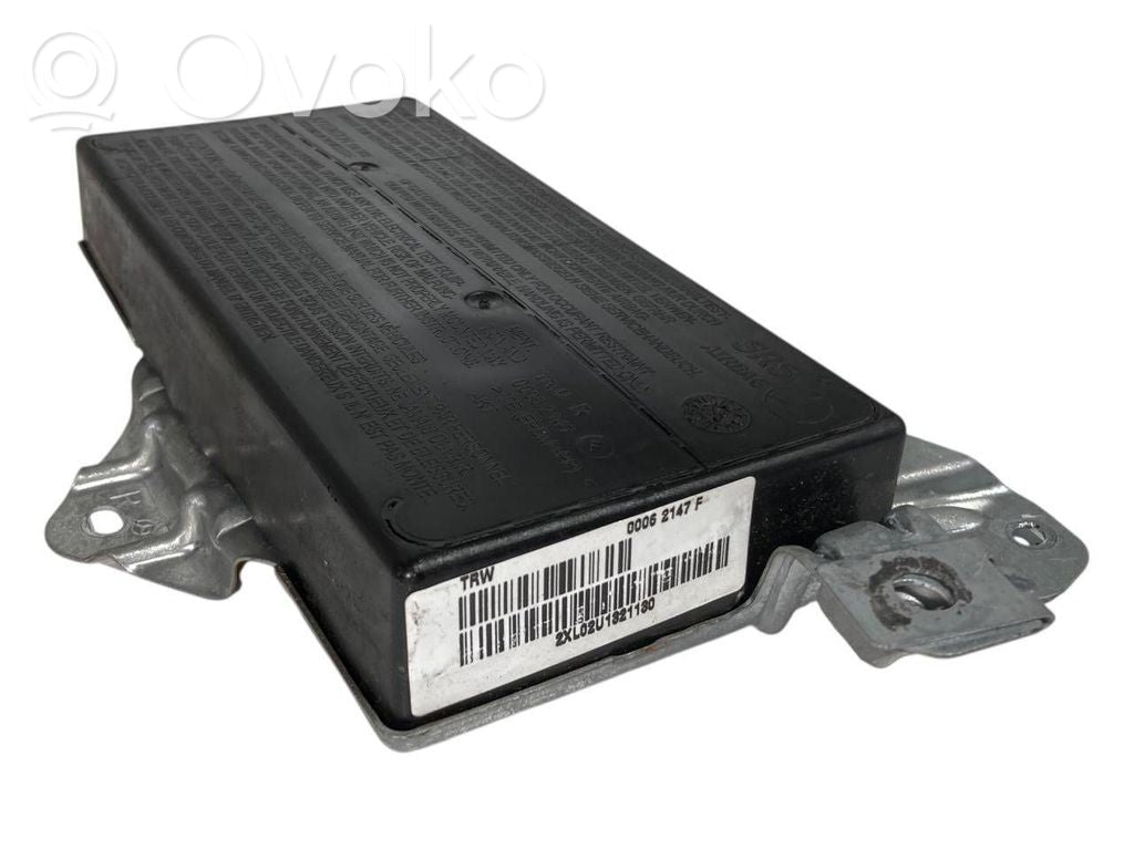 Priekšējo durvju drošības spilvens