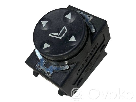 Seat adjustment switch(es)