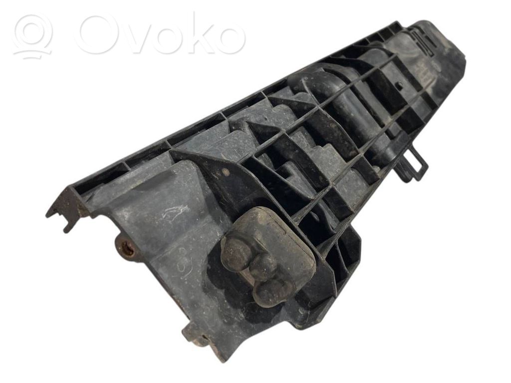 Radiatora (-u) turētājs / kronšteins