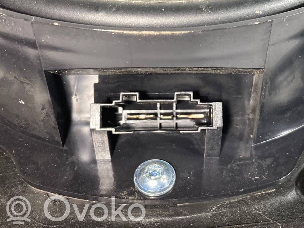 Priekšpusē elektriskā loga pacelšanas mehānisma komplekts