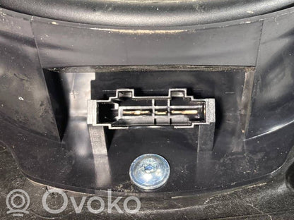 Priekšpusē elektriskā loga pacelšanas mehānisma komplekts