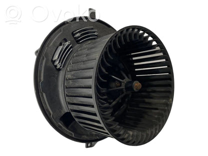 Small radiator fan