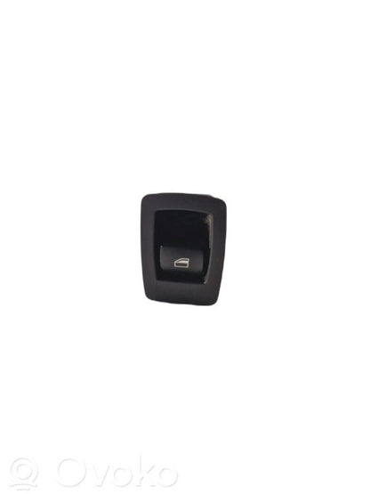 Window lift control switch(es)