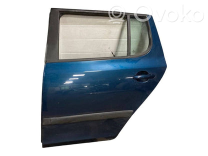 Задняя дверь