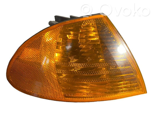 Priekšējais pagrieziena lukturis