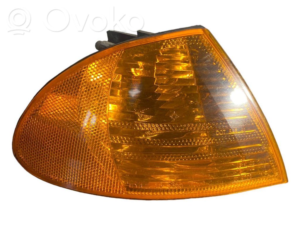 Priekšējais pagrieziena lukturis