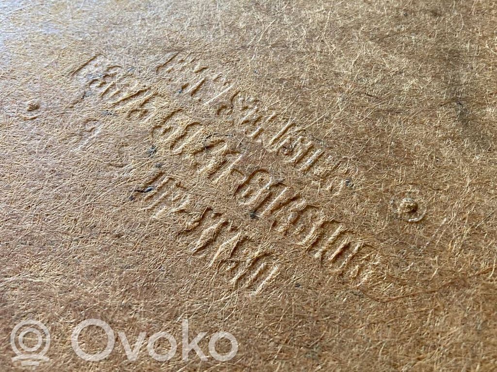 Priekšējo durvju apdare