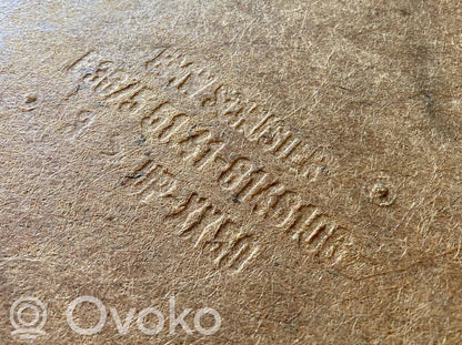 Priekšējo durvju apdare