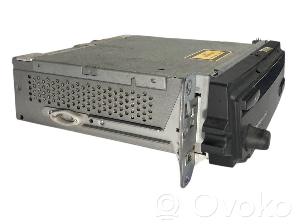 Радио / CD/DVD-плеер / навигация