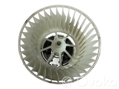 Mazā radiatora ventilators