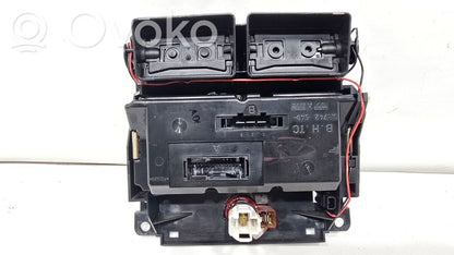 Gaisa kondicioniera / klimata kontroles / salona apsildes vadības bloks (salonā)